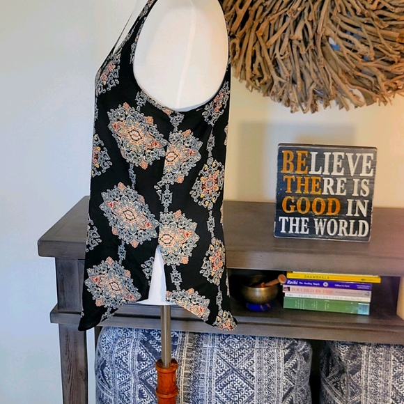 Mossimo Racerback Tank - Picture 2 of 5